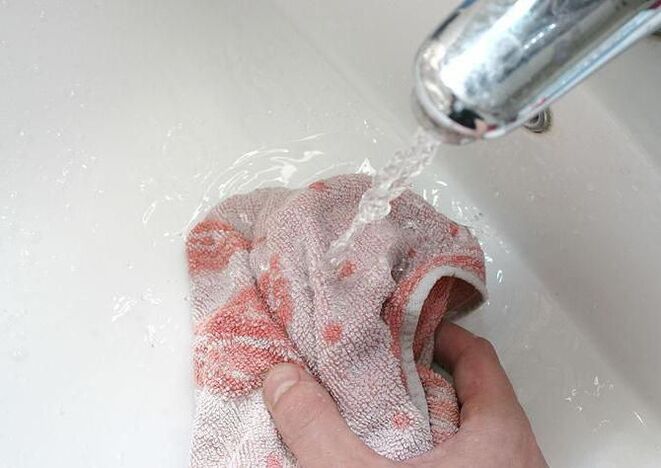 wet jelqing za povečanje penisa